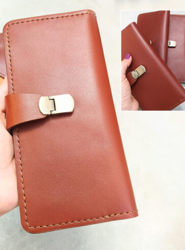 Natural leather buckle wallet