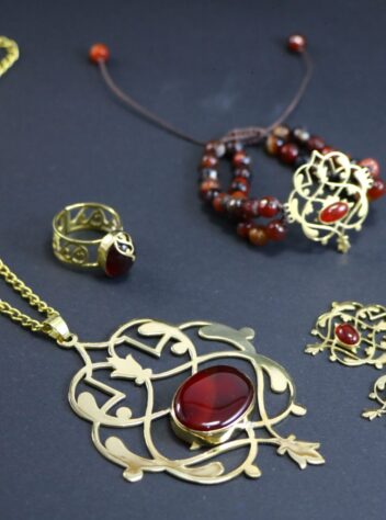 Slimi design set of necklace, ring, earrings and bracelet with red agate stone