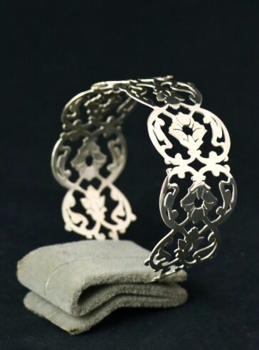 Silver bracelet with Slimi design