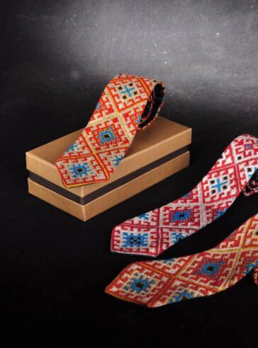 Baluchi silk needlework tie